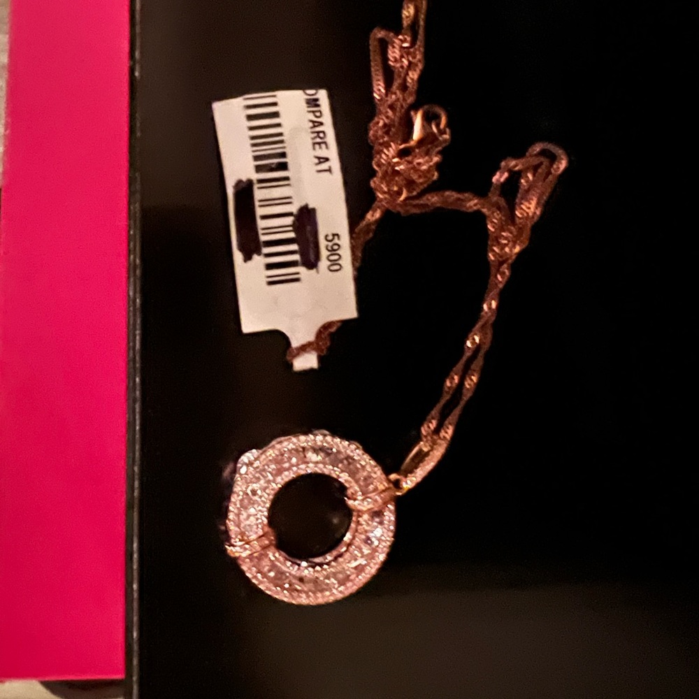 Rose gold crystal necklace!! With chain